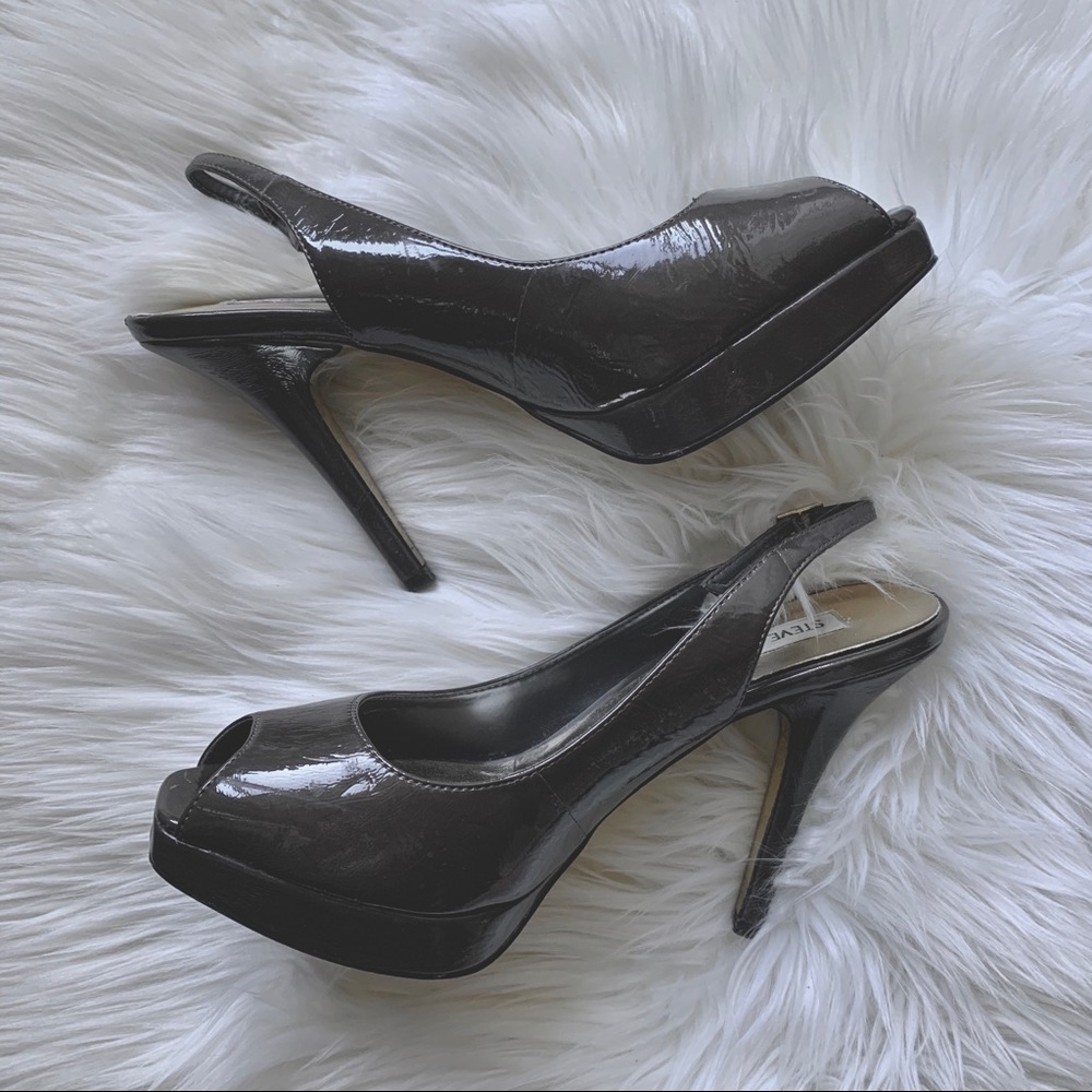 Steve Madden Sling Back Peep Toe Pumps